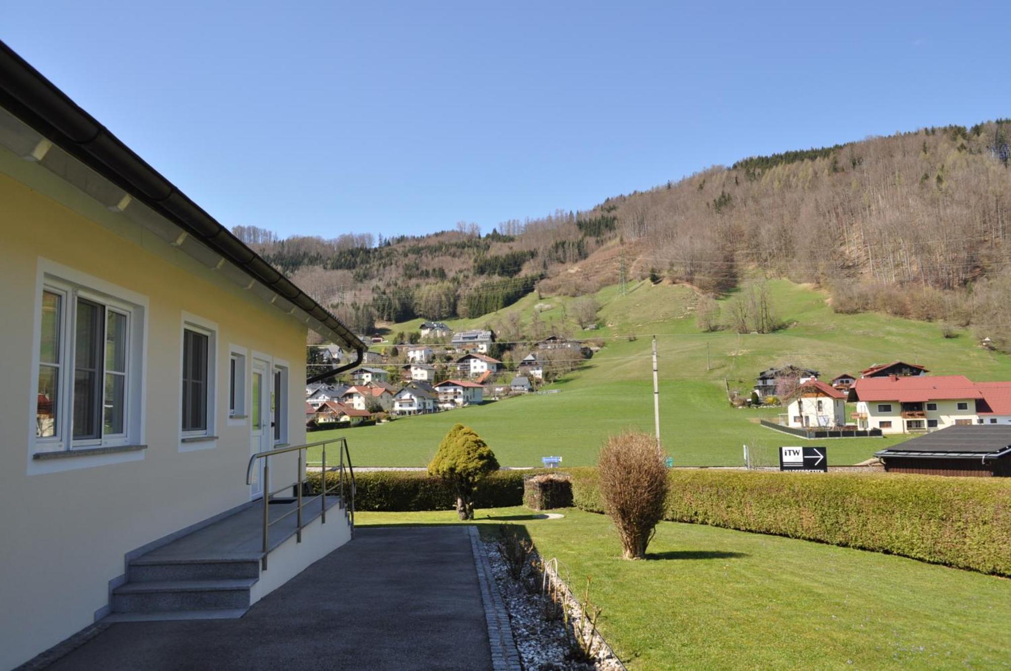 Ferienwohnung Am Traunsee Альтмюнстер Экстерьер фото